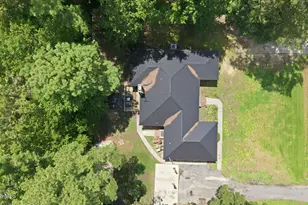 2453 Pennant Dr, Greenville, NC 27834 - Photo 17