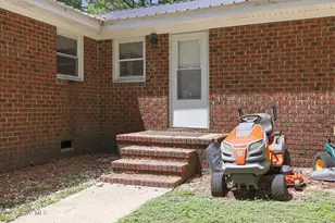 2453 Pennant Dr, Greenville, NC 27834 - Photo 11
