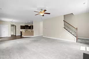 215 Old Field School Ln, Jacksonville, NC 28546 - Photo 9