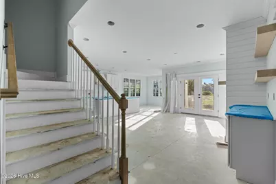 312 NE 58th Street, Oak Island, NC 28465 - Photo 5
