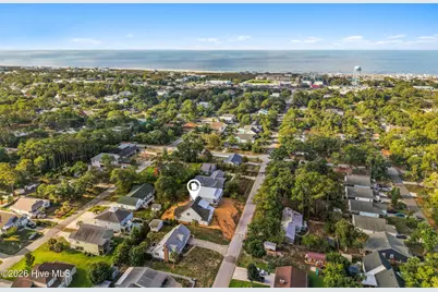 312 NE 58th Street, Oak Island, NC 28465 - Photo 45