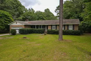 22581 Hoyl Circle, Maxton, NC 28364 - Photo 3
