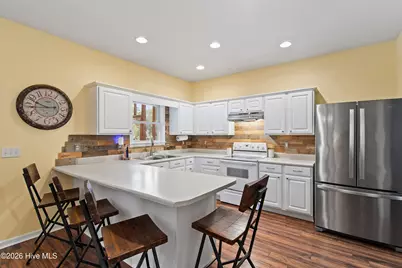 830 Batton Road, Southport, NC 28461 - Photo 9