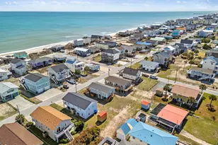 1303 N Topsail Dr, Surf City, NC 28445 - Photo 39