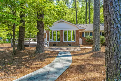 4 Fairway Lane, Whispering Pines, NC 28327 - Photo 21