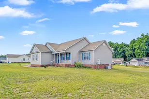 14 Patricia S Vann Ct, Plain View, NC 28334 - Photo 3