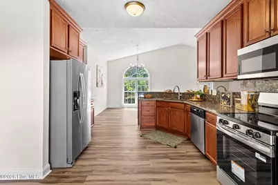 628 Cape Fear Avenue, Fayetteville, NC 28303 - Photo 13