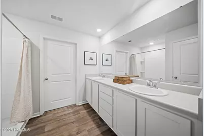 8327 E Highcroft Drive NE, Leland, NC 28451 - Photo 25