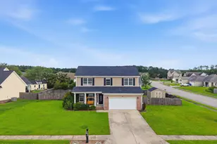 400 Brunswick Dr, Jacksonville, NC 28546 - Photo 1