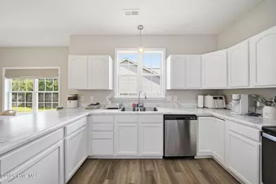400 Brunswick Drive, Jacksonville, NC 28546 - Photo 19