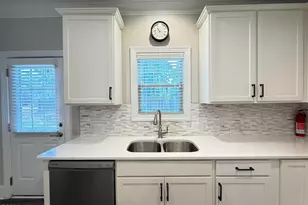 121 Lark Drive, West End, NC 27376 - Photo 9