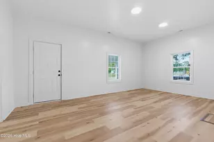 316 E Walter St, Whiteville, NC 28472 - Photo 11