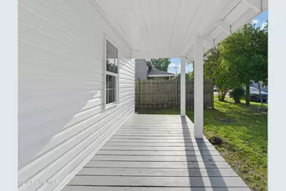 316 E Walter Street, Whiteville, NC 28472 - Photo 9