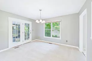159 Kensington Wy, Aberdeen, NC 28315 - Photo 9