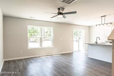 780 W Illinois Avenue, Southern Pines, NC 28387 - Photo 11
