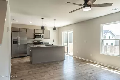 535 S Henley Street, Southern Pines, NC 28387 - Photo 5