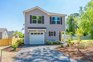 535 S Henley St, Southern Pines, NC 28387 - Photo 1