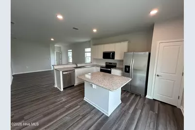 571 Coronado Avenue SE, Leland, NC 28451 - Photo 3