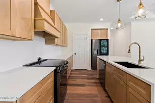 706 W Bridgers St Ext, Burgaw, NC 28425 - Photo 25