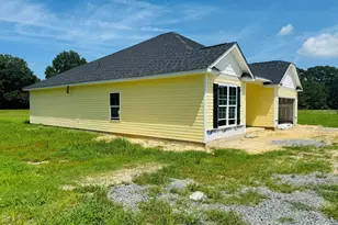502 S Carey St, La Grange, NC 28551 - Photo 3