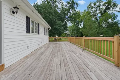113 Stuart Avenue, Lake Waccamaw, NC 28450 - Photo 73