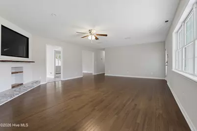 113 Stuart Avenue, Lake Waccamaw, NC 28450 - Photo 17