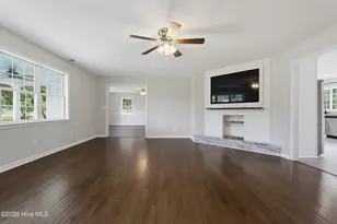 113 Stuart Ave, Lake Waccamaw, NC 28450 - Photo 13