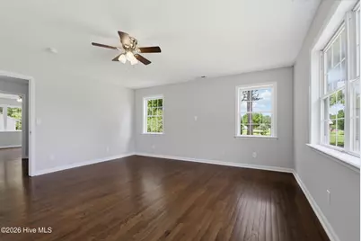 113 Stuart Avenue, Lake Waccamaw, NC 28450 - Photo 47