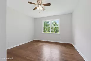 113 Stuart Ave, Lake Waccamaw, NC 28450 - Photo 35