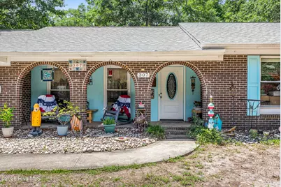 307 Yaupon Drive, Southport, NC 28461 - Photo 5