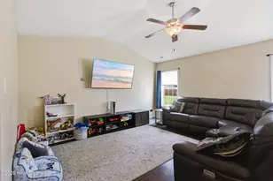 613 Denim Dr, Richlands, NC 28574 - Photo 7