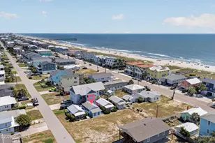 617 S 3rd Ave, Kure Beach, NC 28449 - Photo 33