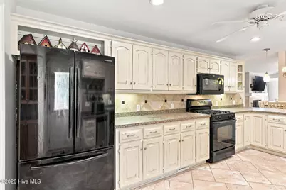 102 Juniper Court, West End, NC 27376 - Photo 3