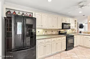 102 Juniper Ct, West End, NC 27376 - Photo 3