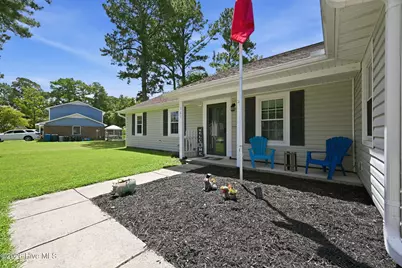 105 Cherrywood Court, Jacksonville, NC 28546 - Photo 5