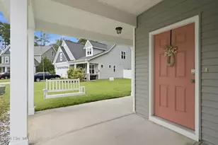 4525 Combs Forest Ct, Leland, NC 28451 - Photo 9