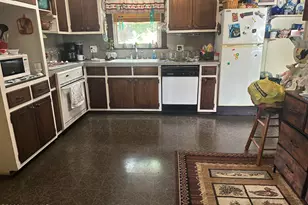 4646 Windsor Rd, Elm City, NC 27822 - Photo 5