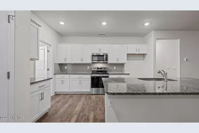 102 Harling Crossing Way, La Grange, NC 28551 - Photo 5