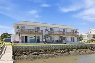 2306 Emerald Dr, Emerald Isle, NC 28594 - Photo 3