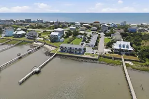 2306 Emerald Dr, Emerald Isle, NC 28594 - Photo 9