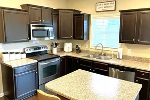 711 Opus Ct, Richlands, NC 28574 - Photo 11