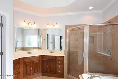 1129 Scarlet Oak Drive, Greenville, NC 27858 - Photo 19
