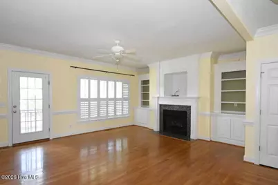 1129 Scarlet Oak Drive, Greenville, NC 27858 - Photo 9