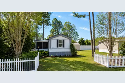4613 Oak Crest Drive SE, Southport, NC 28461 - Photo 1