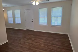 109 Cheyenne Ct, Lake Waccamaw, NC 28450 - Photo 5