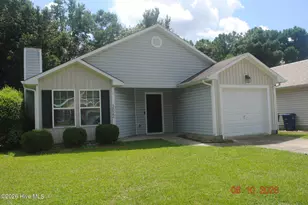 3022 Foxhorn Rd, Jacksonville, NC 28546 - Photo 1
