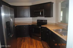 3022 Foxhorn Rd, Jacksonville, NC 28546 - Photo 5