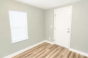 1103 Colonial Ave, Greenville, NC 27834 - Photo 13