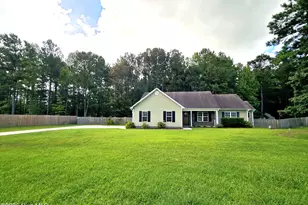 114 Sparkling Brook Way, Jacksonville, NC 28546 - Photo 1
