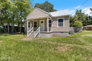 707 E Broad St, Elizabethtown, NC 28337 - Photo 3
